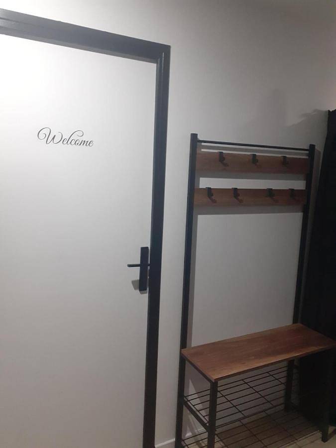 Gîte pour 2 personnes, avec terrasse et jardin, animaux acceptés à Baguer-Pican - 4