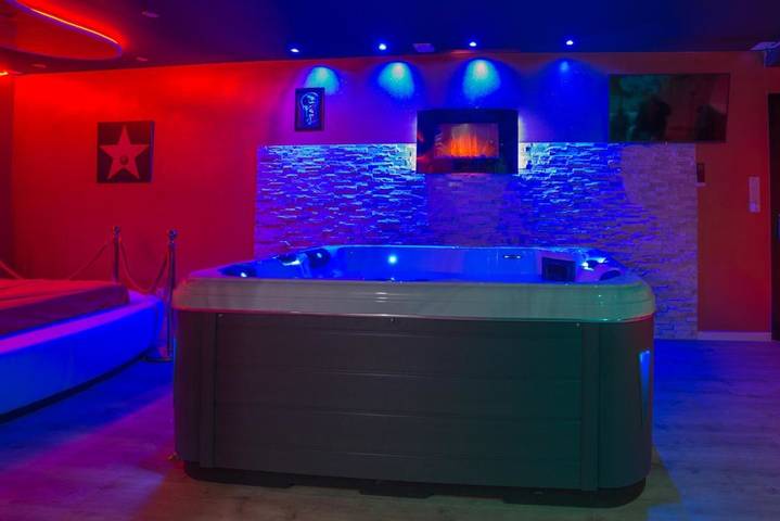 Hôtel pour 2 personnes, avec jardin ainsi que jacuzzi et sauna dans Territoire de Belfort - 4