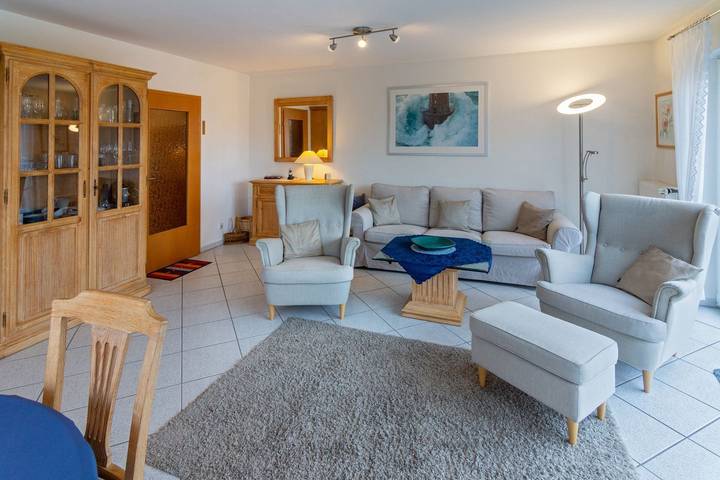 Ferienhaus für 4 Personen, mit Terrasse und Garten in Dornumersiel