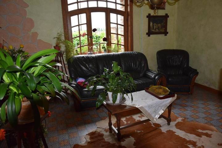 Location de vacances pour 9 personnes, avec jardin à Péruwelz