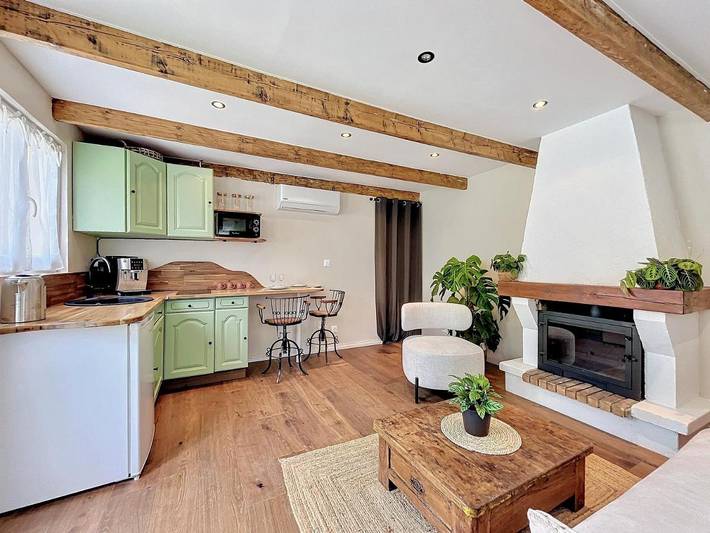 Location de vacances pour 4 personnes, avec terrasse et jacuzzi à Pontault-Combault - 4