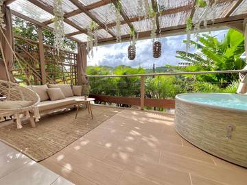 Location de vacances pour 2 personnes, avec jardin et jacuzzi à Gros Morne (homonymie)