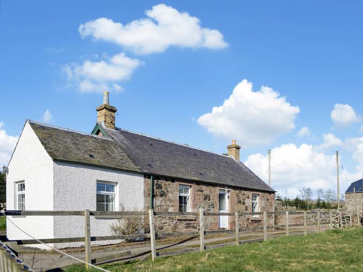 Cottage for 4 people, with garden in Perthshire
