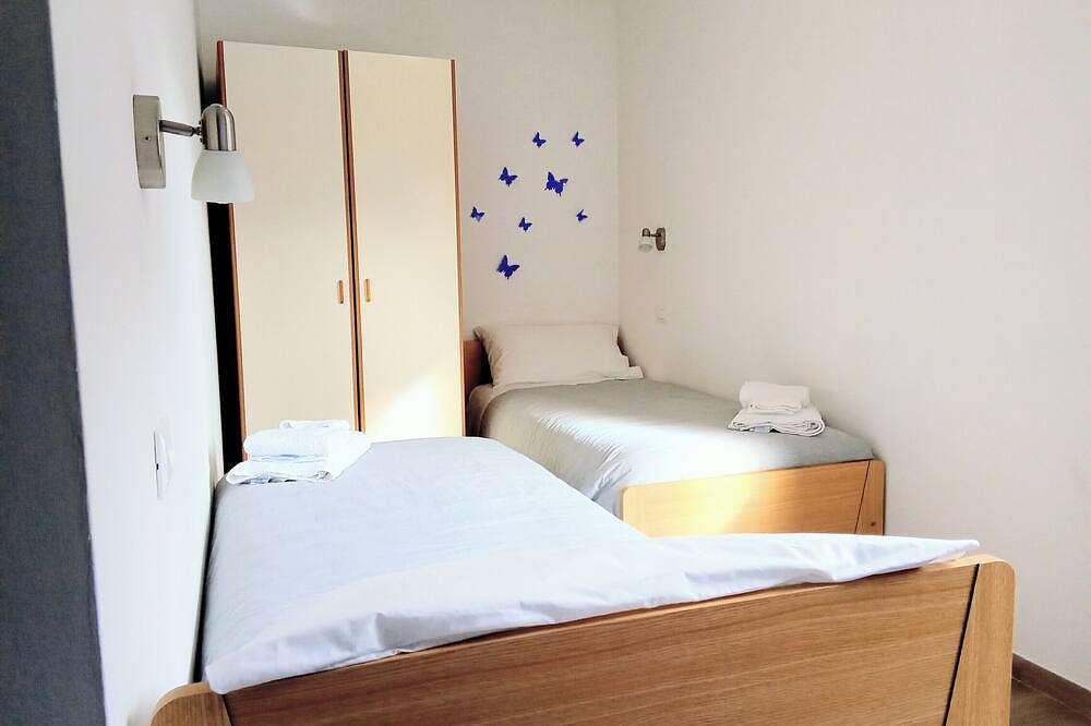 Appartamento intero, Appartamento verdeblu.\na 3\" a piedi dal centro, dalle terme e dal lago. in Levico Terme, Lago di Caldonazzo