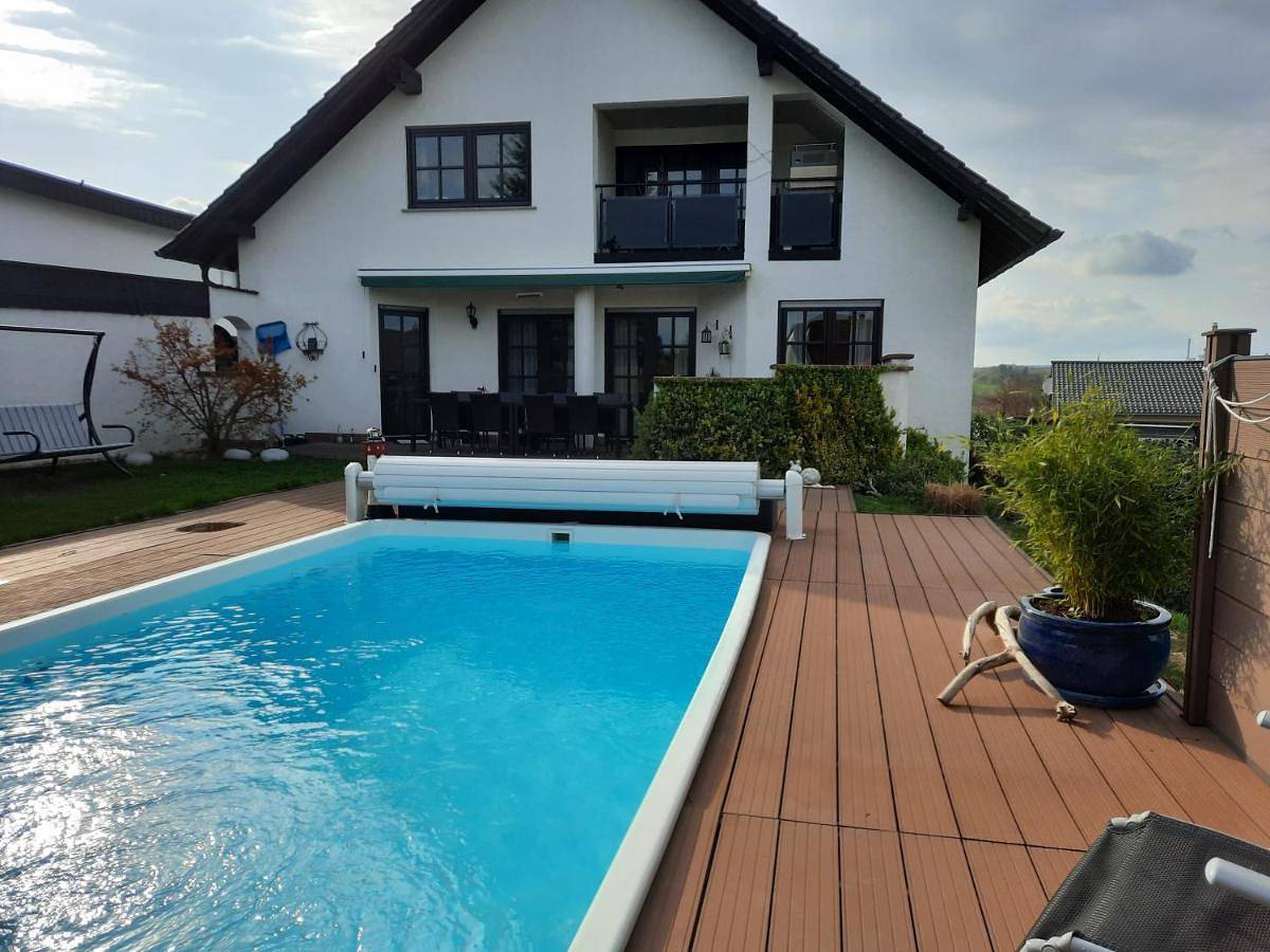 Appartement entier, Tolle 3 Zimmer Wohnung in Waldrandlage in Kirkel, Région de Sarre-Palatinat