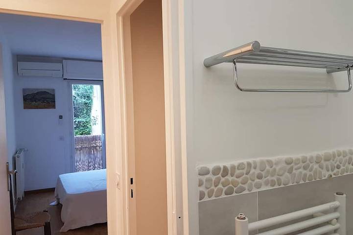 Entire apartment, T2 apartment, 3-minute walk from the historic center Parc Jourdan district in Aix-en-Provence, Mediterranean Coast (France)