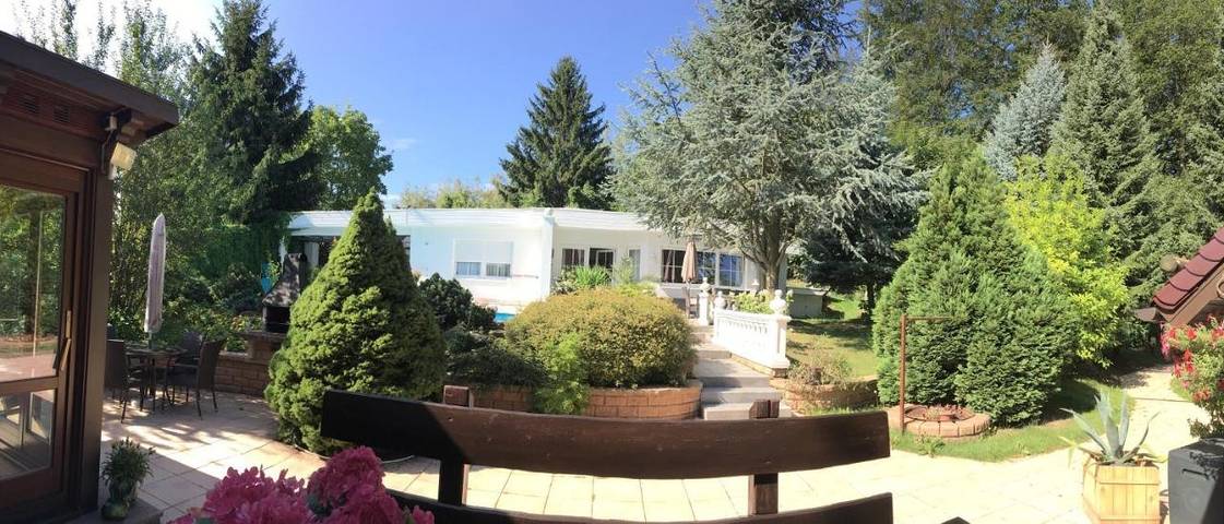 Ferienwohnung für 3 Personen, mit Terrasse und Garten sowie Pool und Sauna in Schirgiswalde-Kirschau - 2