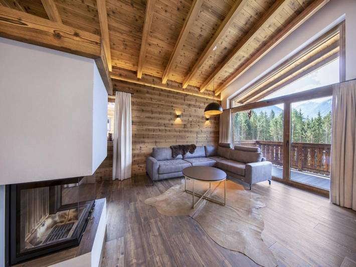 Chalet für 8 Personen, mit Balkon und Sauna sowie Pool, kinderfreundlich