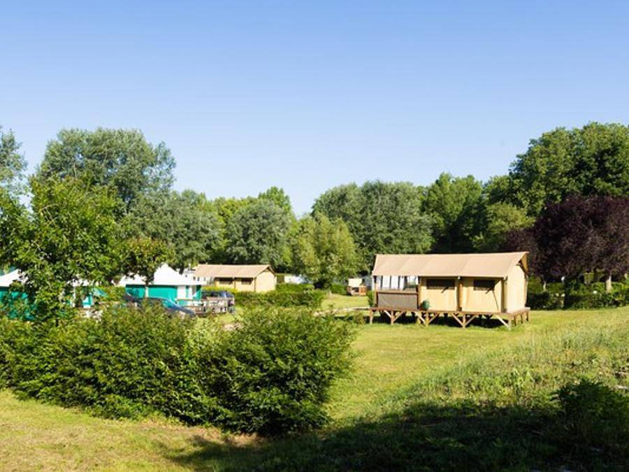 Camping La Plage - Mobilhome 4 personnes in Mansigné, Sarthe