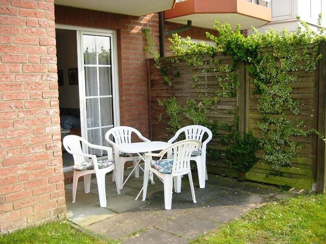 Strandhaus für 4 Personen, mit Terrasse in Döse - 2