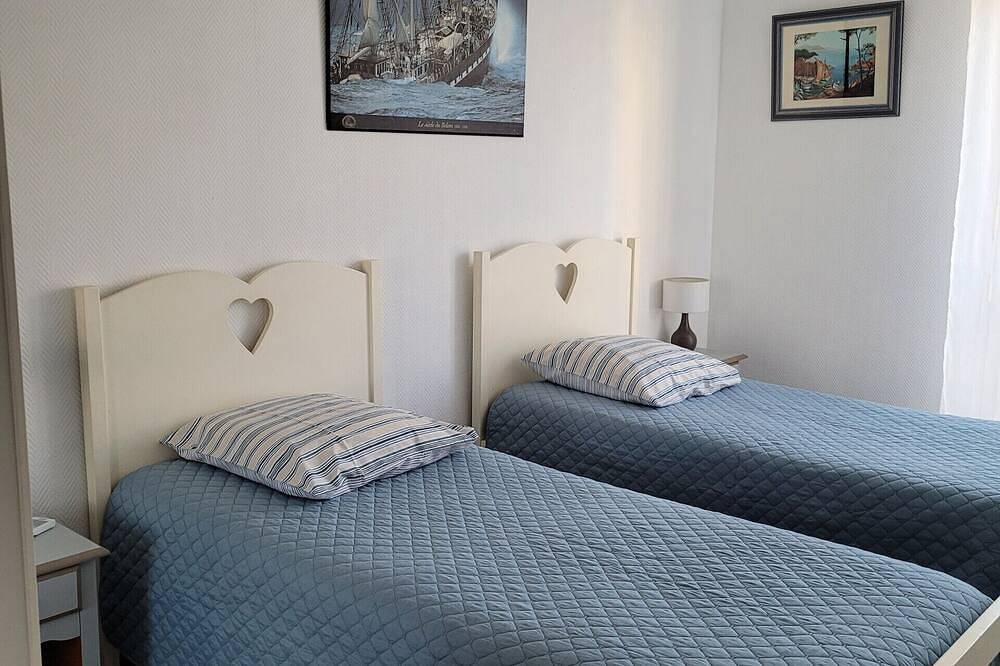 Appartement entier, Port Frejus Appartement d'exception  3 Pièces de 64 m2 Balcon vue mer, climatisé, avec piscine Wifi 6 Personnes in Fréjus Plage, Fréjus