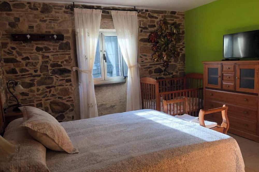 Casa do Grallo in Corcoesto, Cabana de Bergantiños