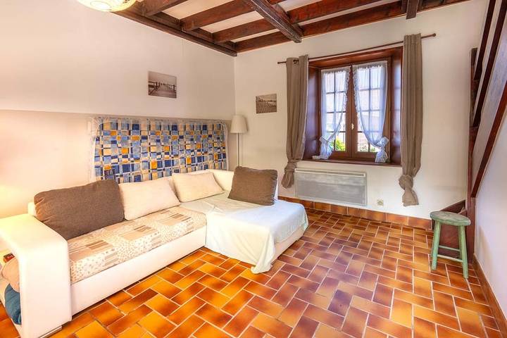 Gîte pour 6 personnes, avec terrasse et jardin à Escalles - 2