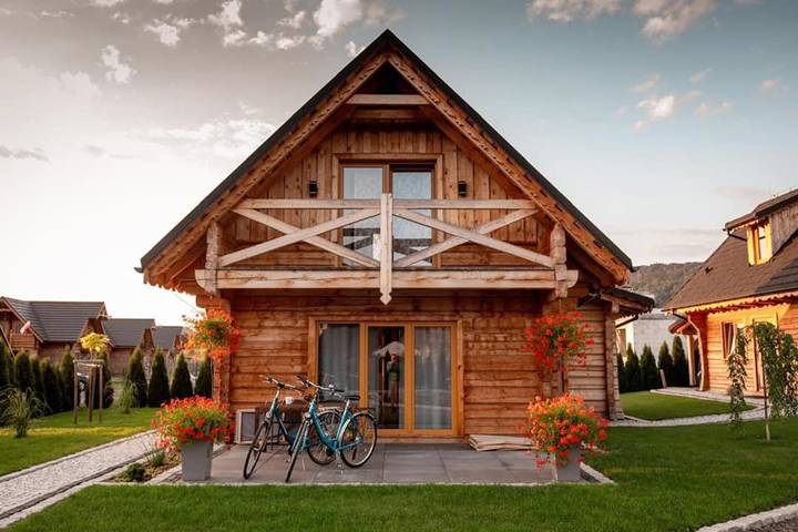 Lodge für 8 Personen, mit Balkon und Terrasse sowie Garten und Ausblick in Niederschlesien - 2