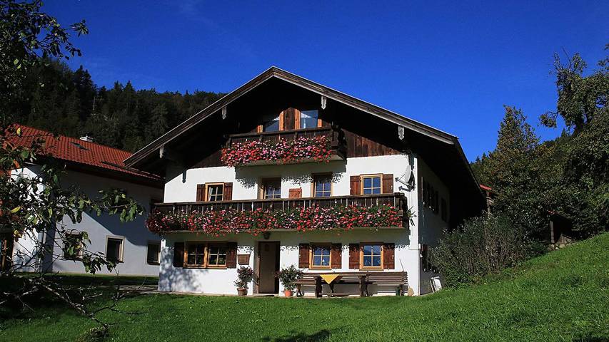 Ferienwohnung für 3 Personen, mit Terrasse und Garten in Marktschellenberg