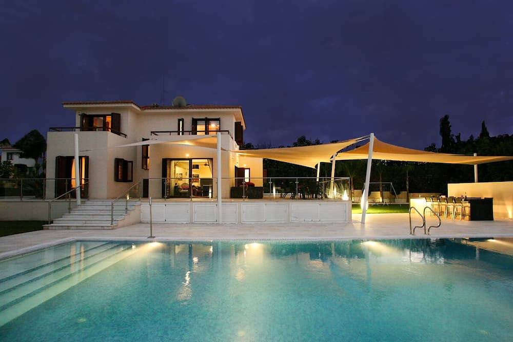 Casa vacanza a Protaras a partire da 616€ a notte