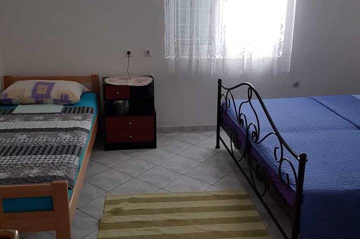 Ferienwohnung für 4 Personen in Karlobag - 2