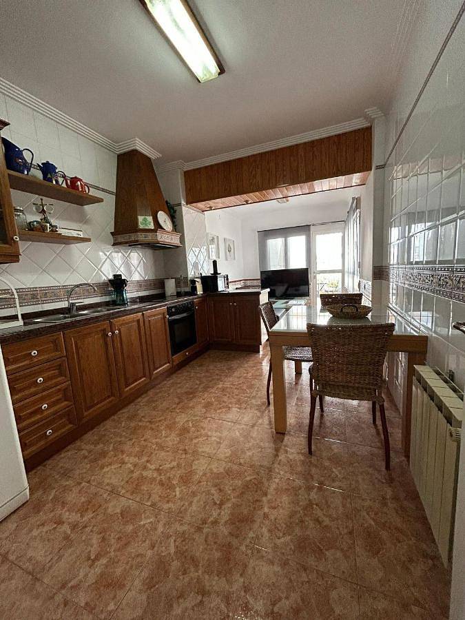 Gîte pour 7 personnes, avec Balcon et Terrasse dans Caudete - 2