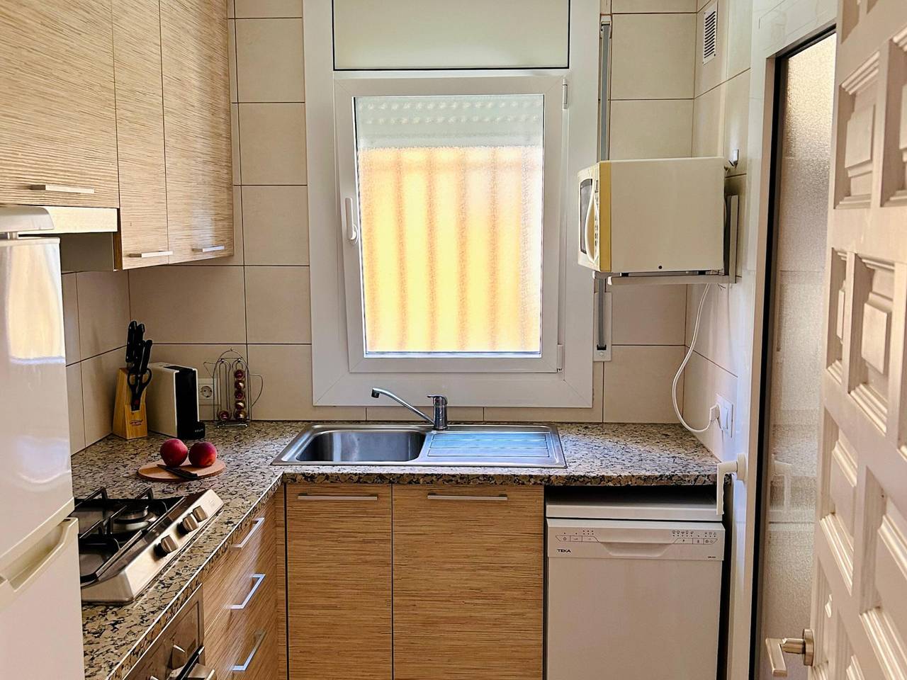 Ganze Wohnung, Ferienwohnung mit Pool, Parkplatz, Wlan, Haustiere erlaubt in Calella de Palafrugell in Calella de Palafrugell, Palafrugell
