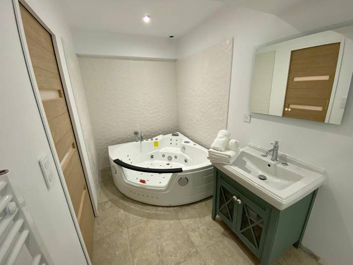 Chambre d’hôte pour 2 personnes, avec terrasse et jacuzzi ainsi que sauna et jardin, animaux acceptés dans Eure-et-Loir - 2