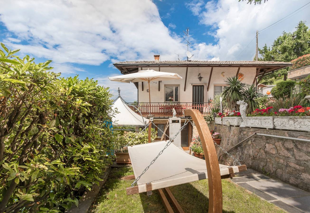 Appartamento intero, Appartamento confortevole con vista sulle montagne – Casa Aria in San Zeno di Montagna, Prealpi Gardesane