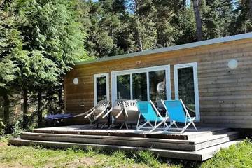 Camping pour 6 Personnes dans Murol, Région de Besse-et-Saint-Anastaise, Photo 1