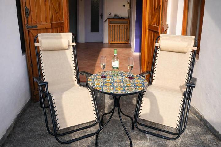 Gîte pour 2 personnes, avec balcon et vue, animaux acceptés à Cérès - 3