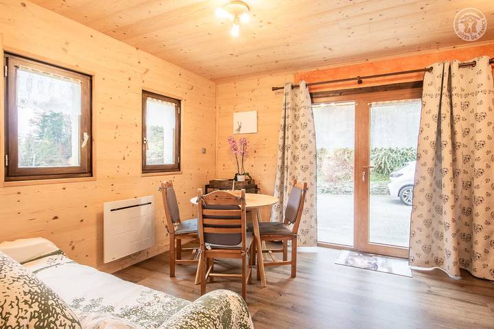 Gîte pour 3 personnes, avec terrasse, animaux acceptés à Queige - 3