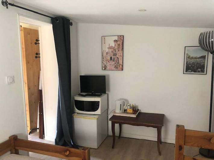 Location de vacances pour 5 personnes, avec vue et jardin, animaux acceptés à Veyrines-de-Vergt - 4