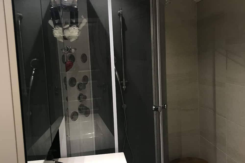 Hus i sentrum. Gratis parkering og gangavstand til shopping, spisesteder ++ in Porsgrunn