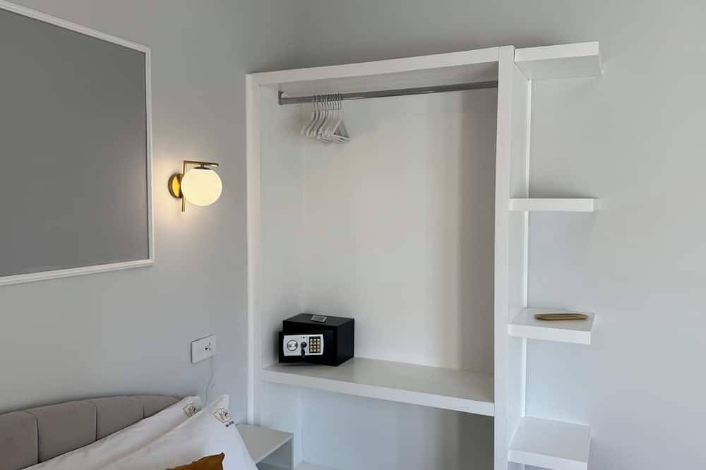 Suite With Balcony In B&B Ac Gold Boutique in Reggio Calabria, Reggio Calabria Province