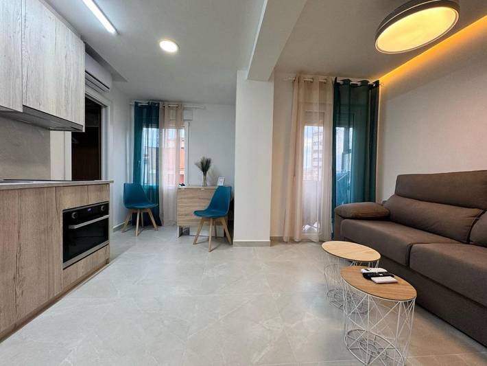 Apartamento para 4 personas, con Balcón además de Terraza y Vistas en Almansa