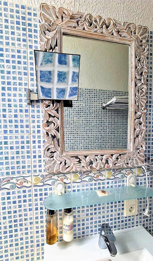 Hôtel pour 2 personnes, avec piscine et jardin, animaux acceptés dans Office De Tourisme De Juan Les Pins - 3