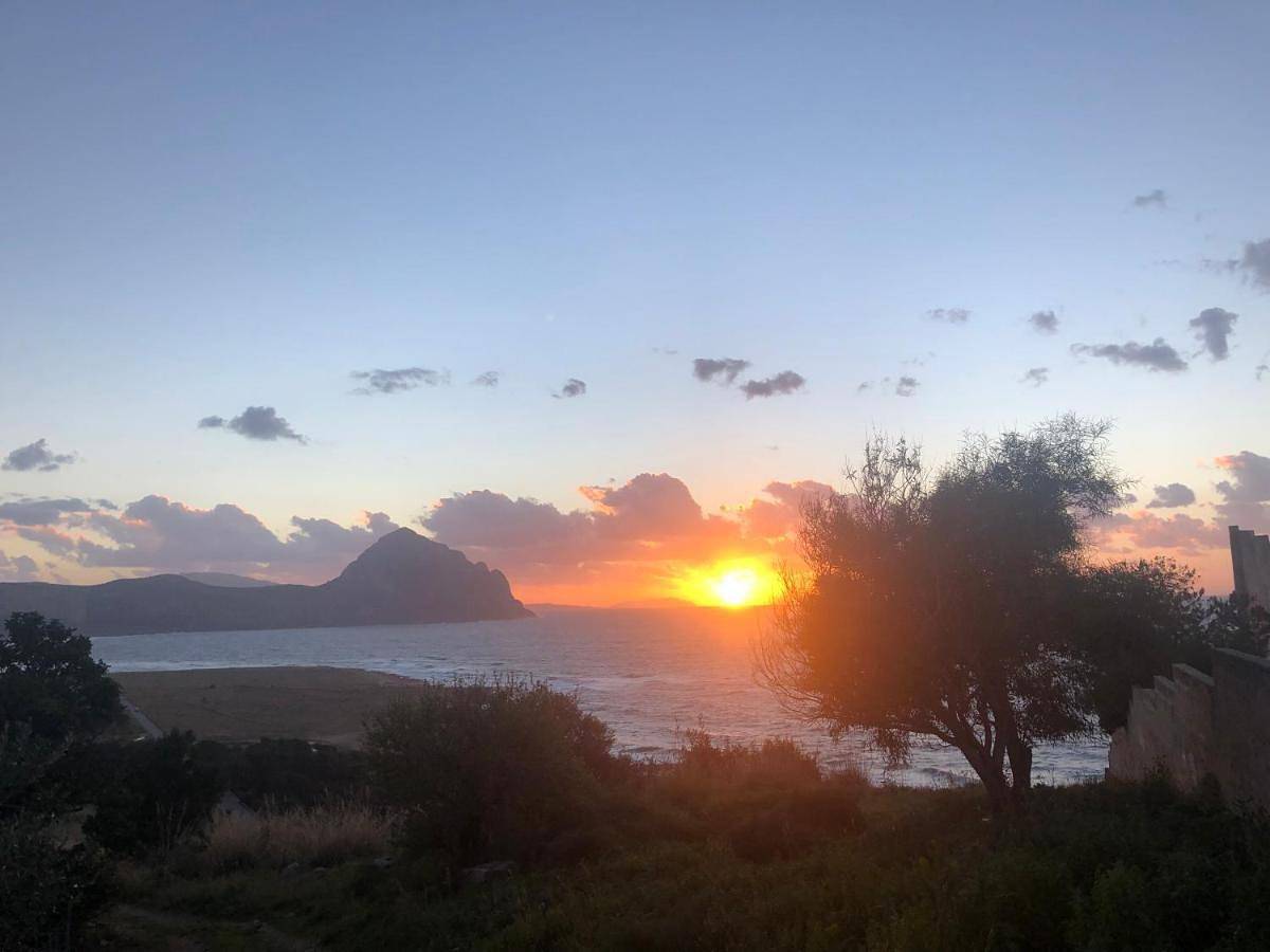 Villa Anna Silvia Makari fiction rai 1 Casa Saverio La Manna in Macari, San Vito Lo Capo