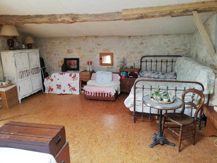 Location de vacances pour 6 personnes, avec vue et jardin à Le Pouget - 4