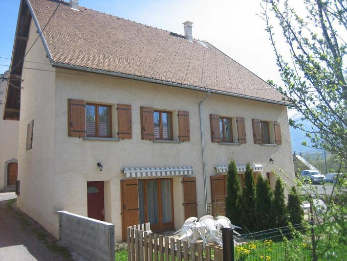 Gîte pour 6 personnes, avec terrasse à Le Noyer (Hautes-Alpes)