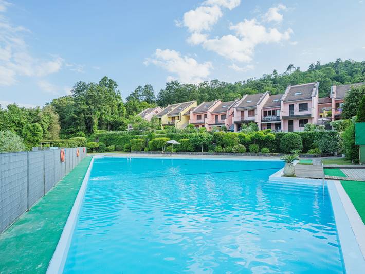 Gîte pour 7 personnes, avec balcon ainsi que jardin et bassin pour enfant, animaux acceptés à Pignone