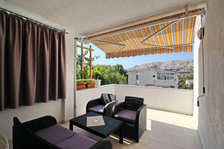 Holiday apartment for 6 people, with balcony - 1