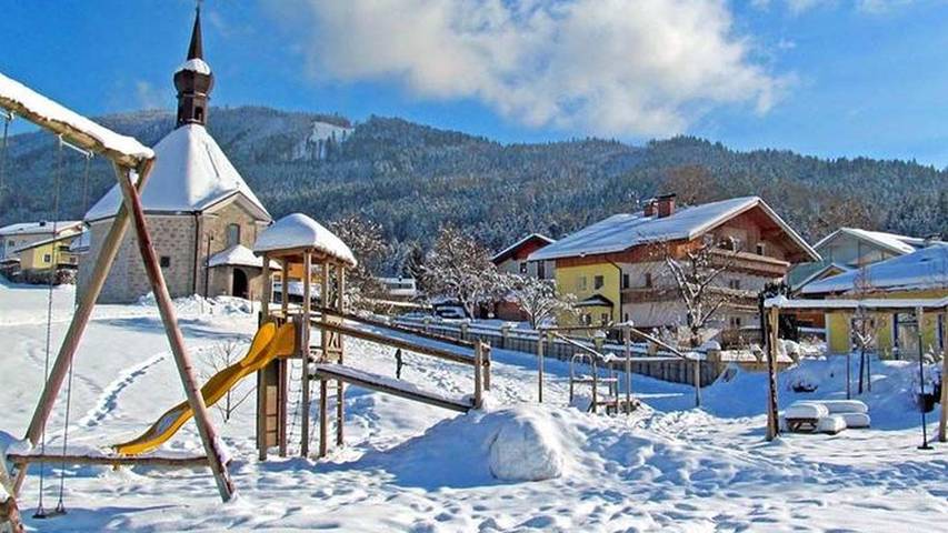 Vakantiewoning voor 4 personen, with tuin and uitzicht op het meer as well as uitzicht, kindvriendelijk aan de Mondsee