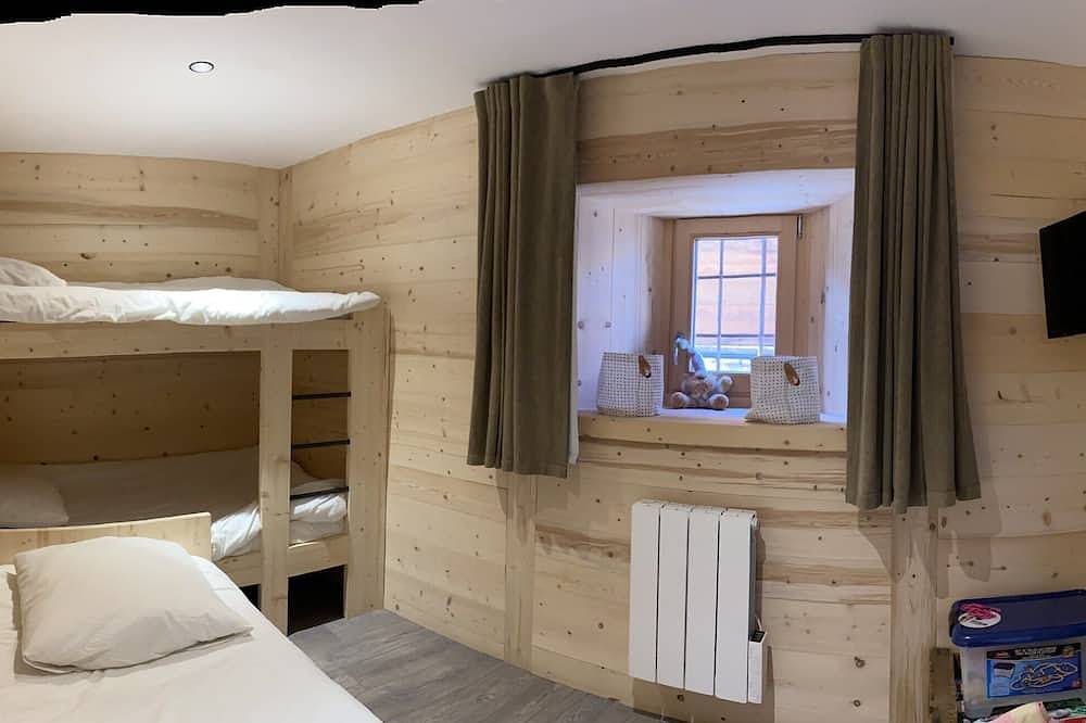 Chalet Privé Moderne \"Cristal Dark\" in Sainte-Foy-Tarentaise, Massif du Ruitor