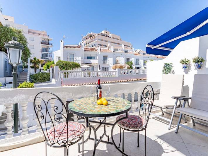 Gîte pour 6 personnes, avec piscine et balcon