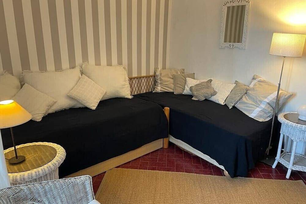 Ganze Wohnung, Ferienwohnung - Bormes les mimosas in Cap Bénat, Bormes-les-Mimosas