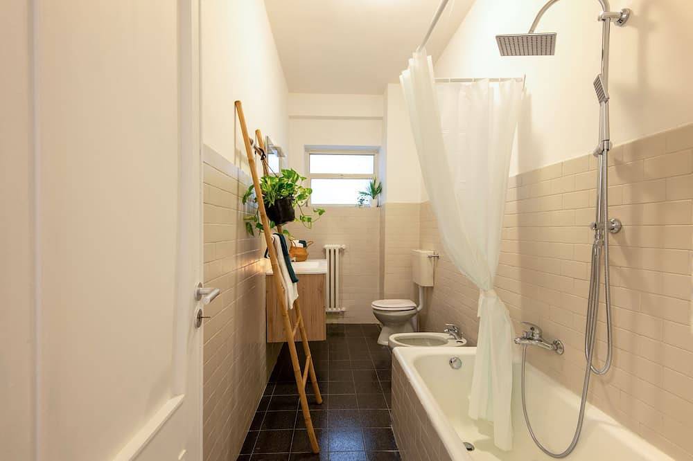 Apartamento entero, [Estaciòn Central ★★★★★] Elegante Piso in Bari, Region de Bari