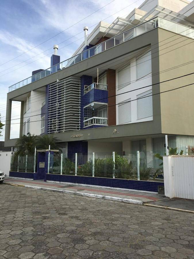 Appartement de vacances pour 6 personnes, avec piscine et jardin - 1
