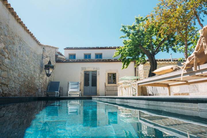 Casa vacanza per 9 persone, con giardino e balcone in Palazzolo Acreide