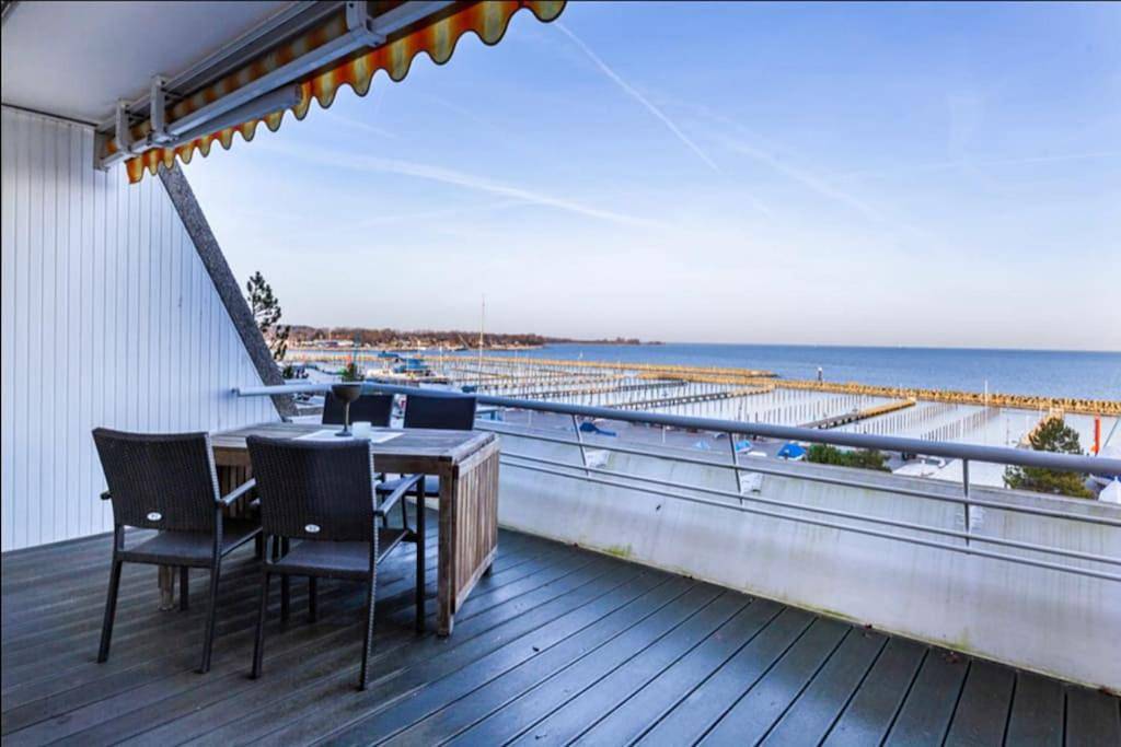 Ganze Wohnung, Panoramablick und den Strand direkt vor der Tür in Kieler Förde, Kiel
