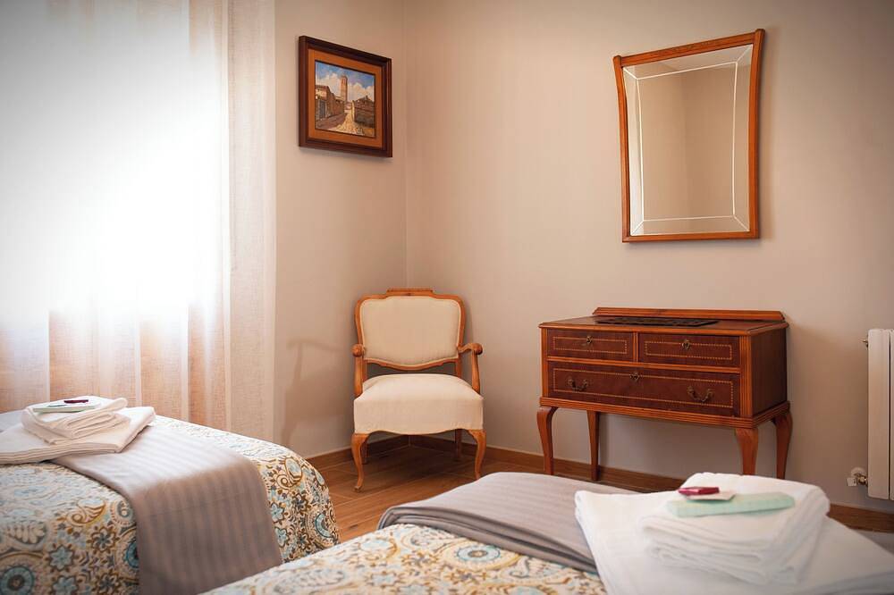 Casa Rural Micaela in Navas de Oro, Provincia de Segovia