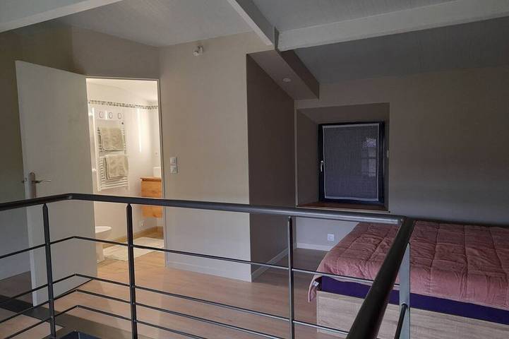 Location de vacances pour 2 personnes, avec jardin et piscine à Tillières - 3