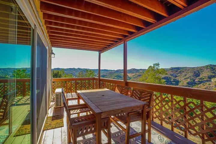 Location de vacances pour 4 personnes, avec balcon, animaux acceptés dans Topanga - 2