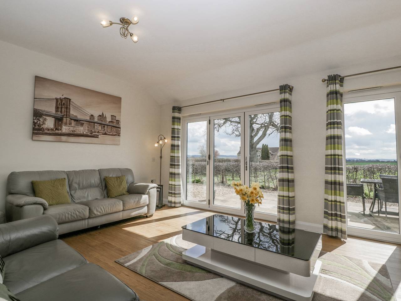 Rectory Farm Lodge in Queen Camel, Somerset